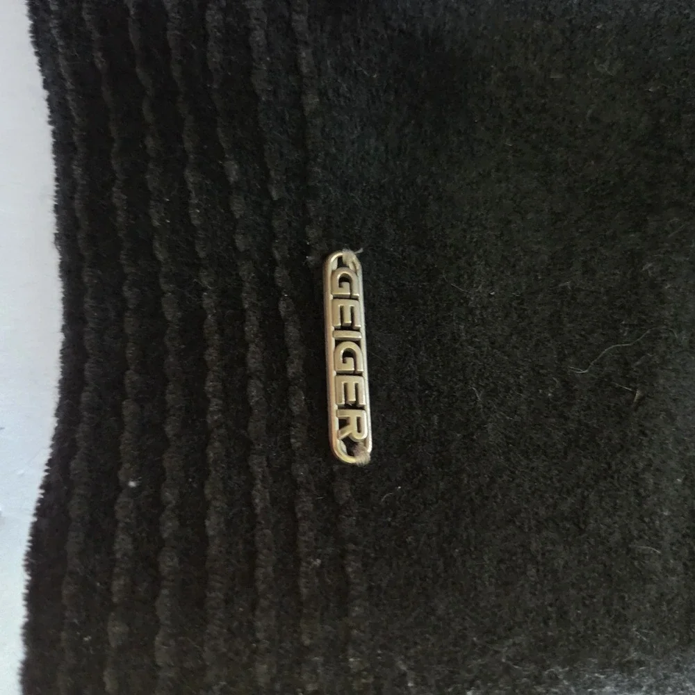 Geiger Blazer Women's Size 38 Black Wool Gothic Gold Hardware Vintage